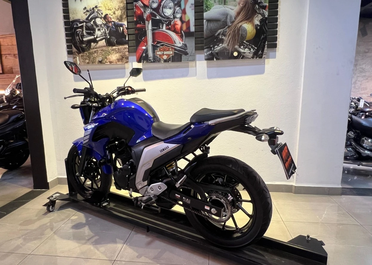 YAMAHA FZ25 FAZER ABS