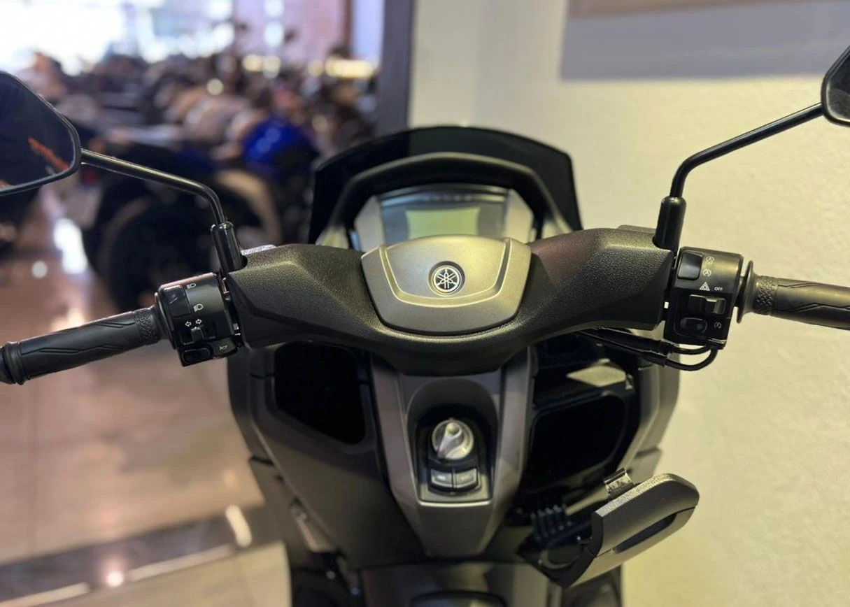 YAMAHA NMAX 160 ABS