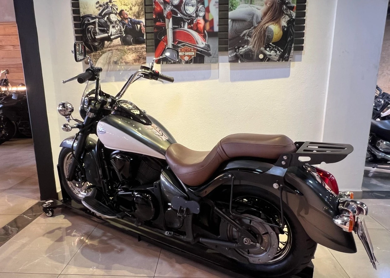 KAWASAKI VULCAN 900 CLASSIC