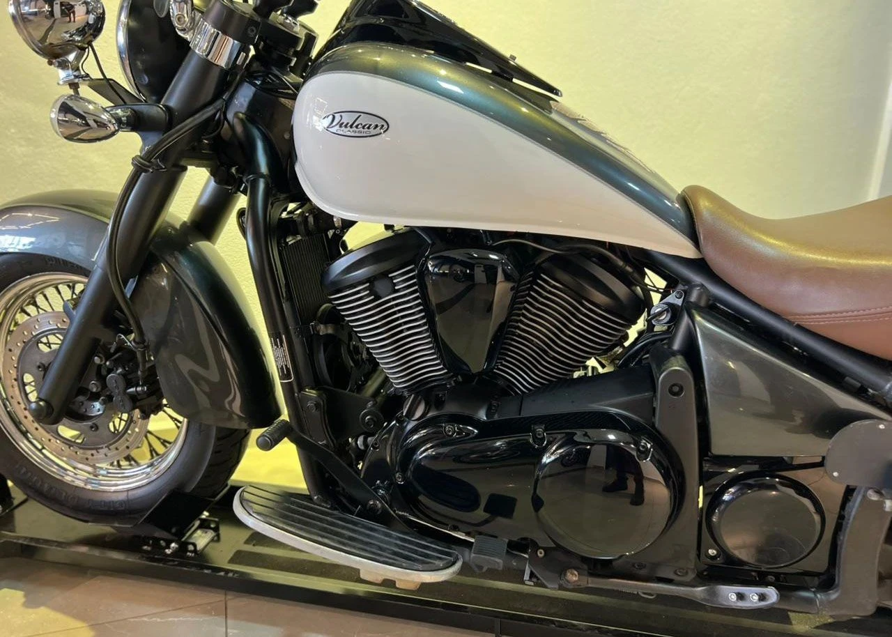 KAWASAKI VULCAN 900 CLASSIC