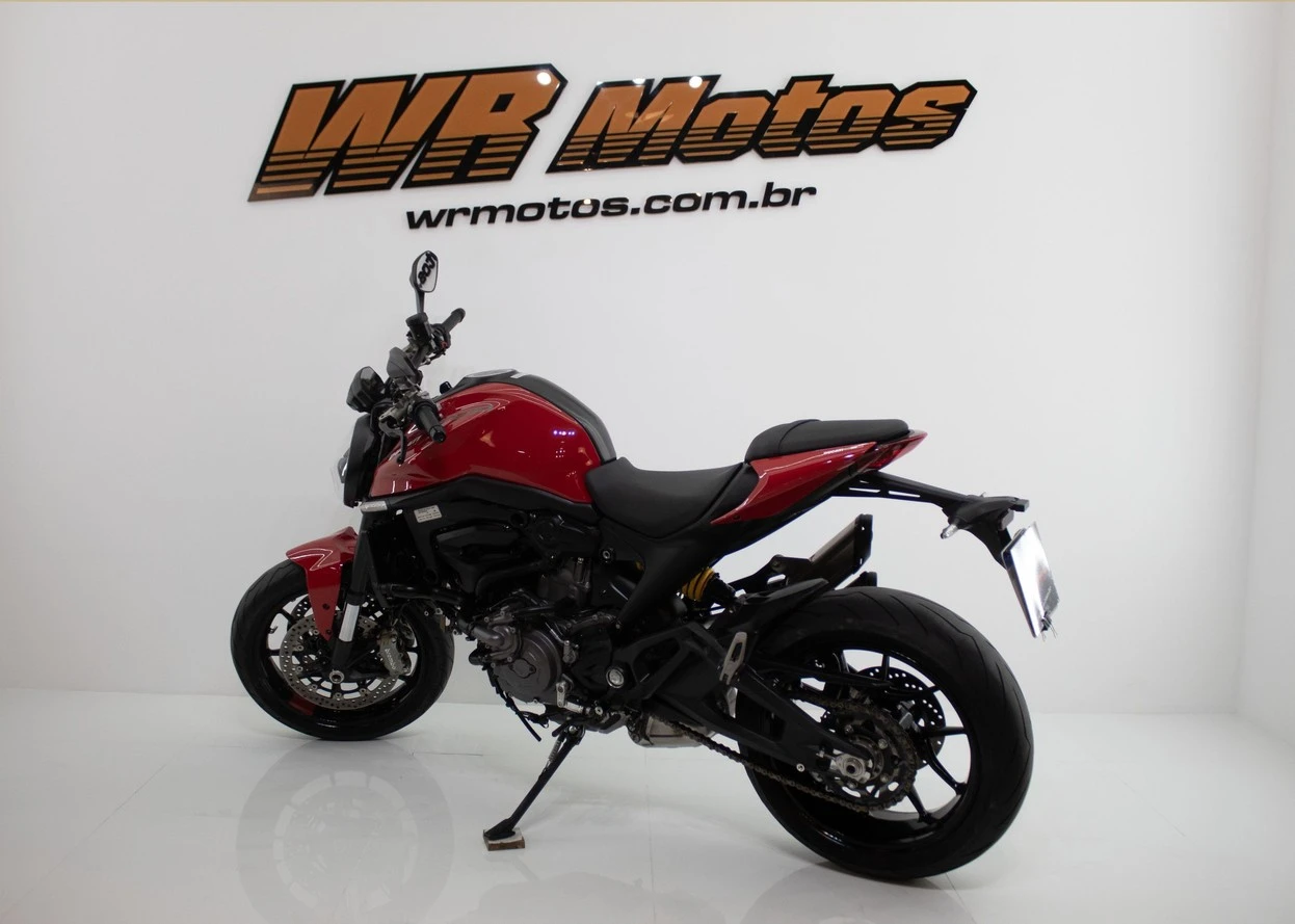 DUCATI MONSTER 937