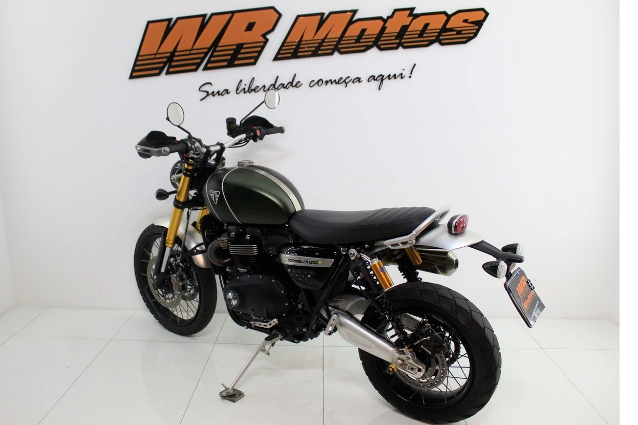 TRIUMPH BONNEVILLE SCRAMBLER 1200 XE