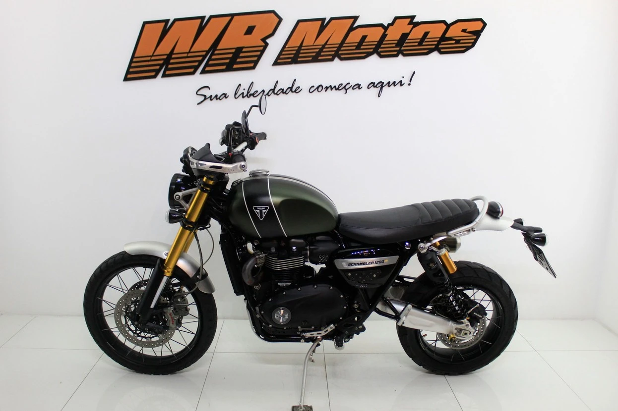 TRIUMPH BONNEVILLE SCRAMBLER 1200 XE