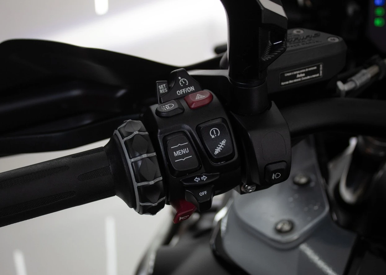 BMW R 1250 GS ADVENTURE TRIPLE BLACK