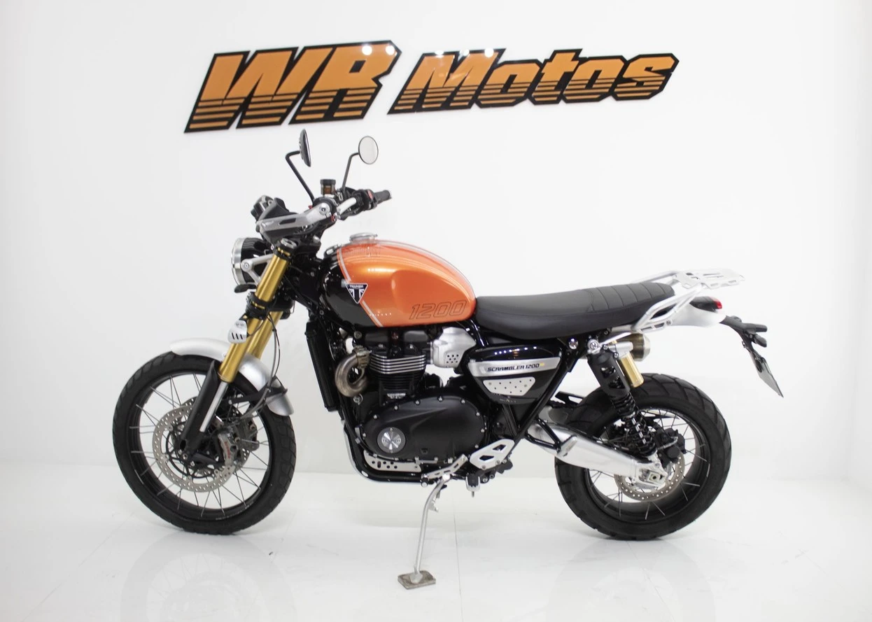 TRIUMPH BONNEVILLE SCRAMBLER 1200 XE