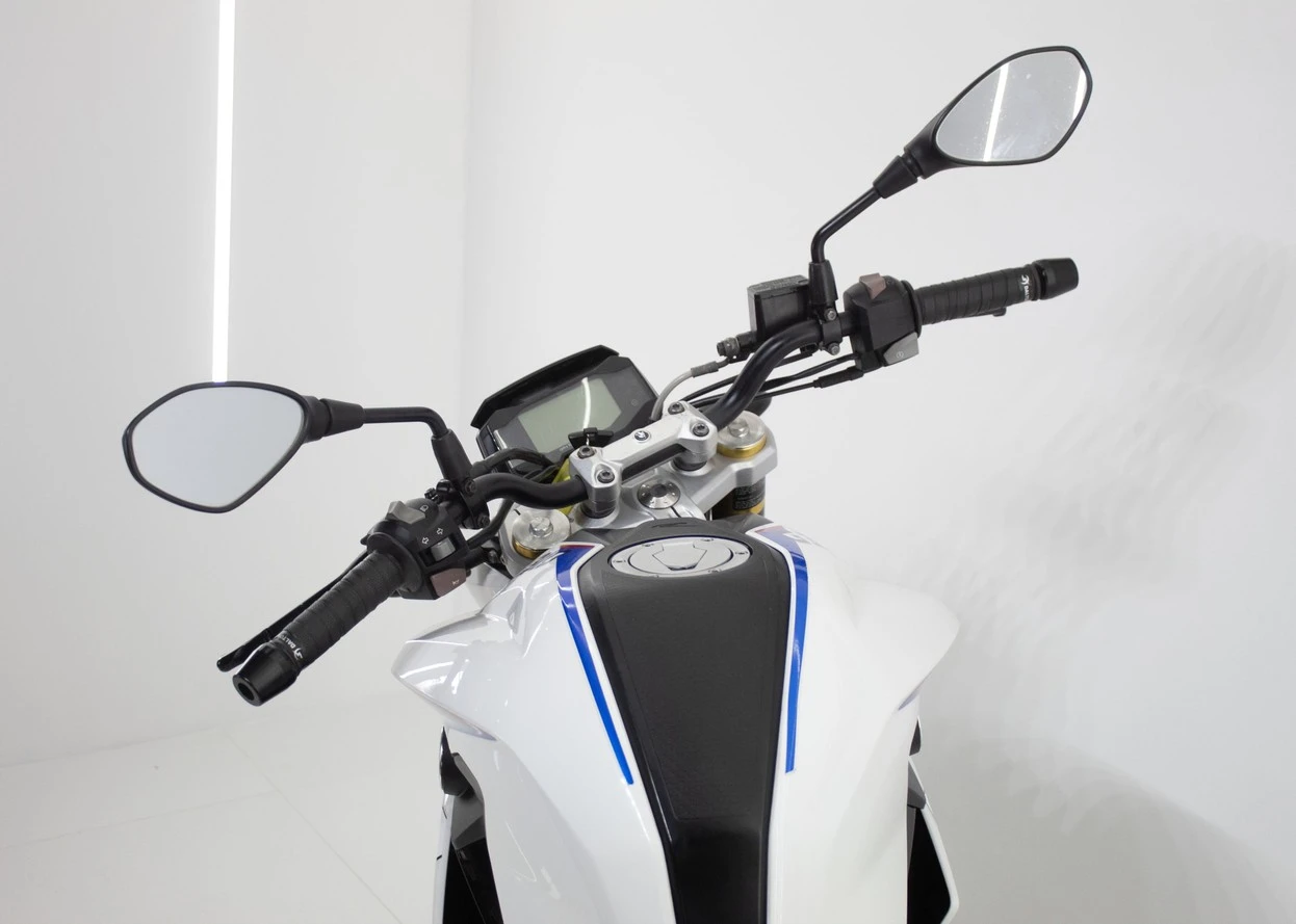 BMW G 310 R