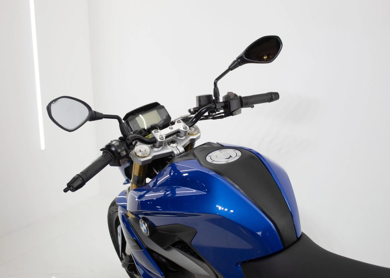 BMW G 310 R