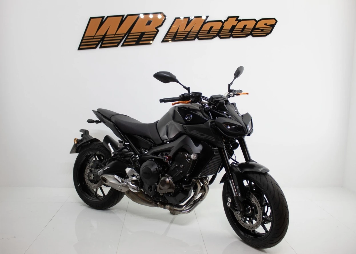 YAMAHA MT-09