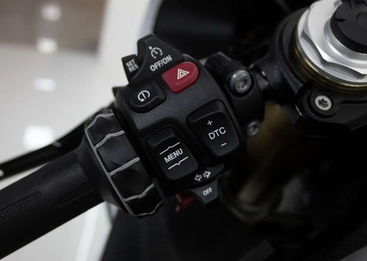BMW S 1000 RR M