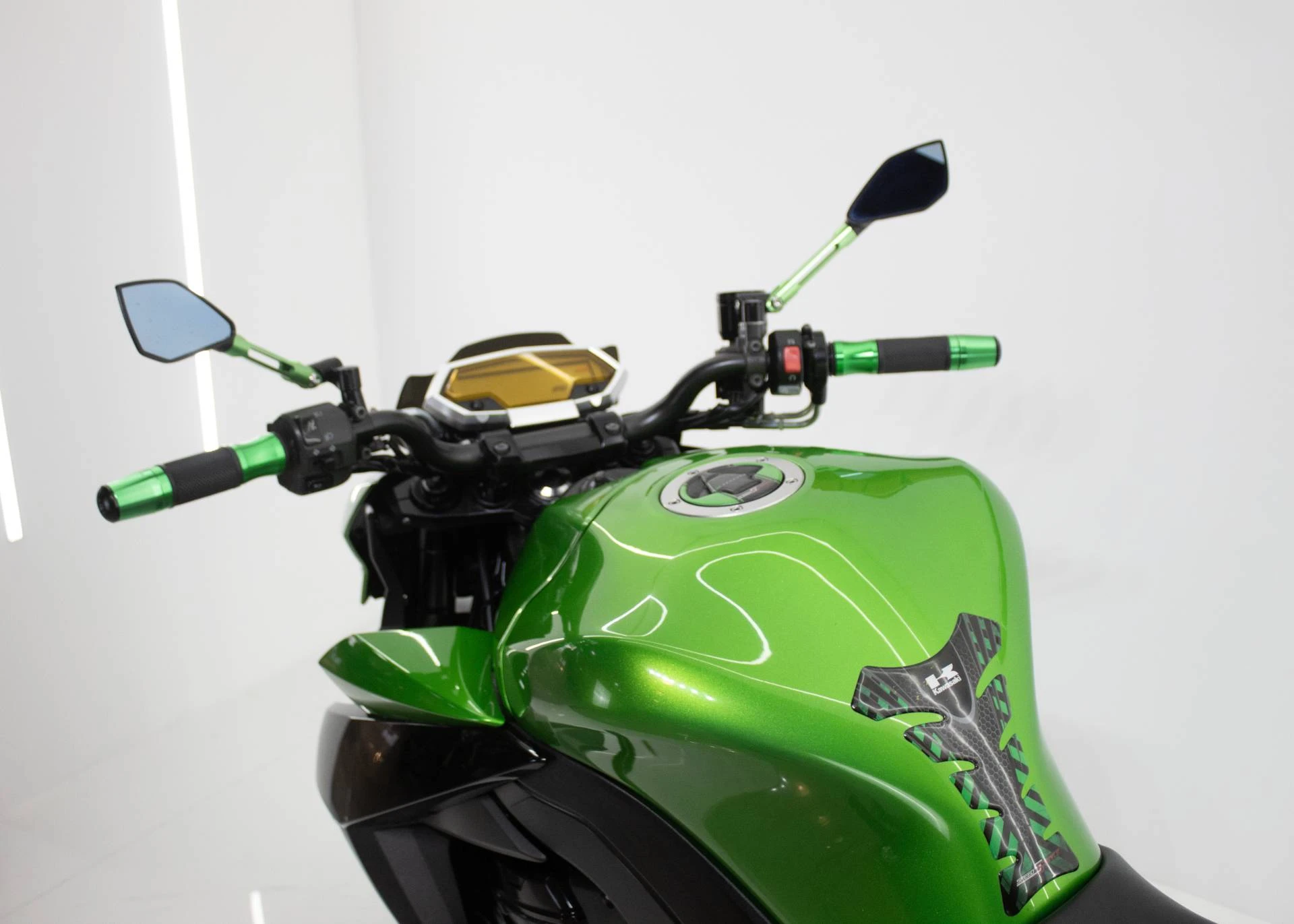 KAWASAKI Z1000