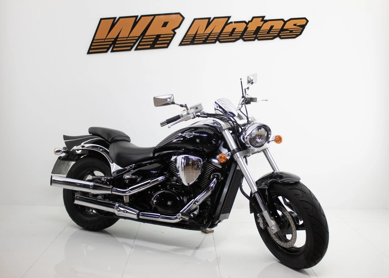 SUZUKI BOULEVARD M800