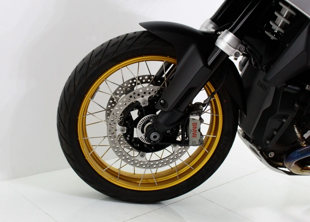 BMW R 1300 GS TRIPLE BLACK