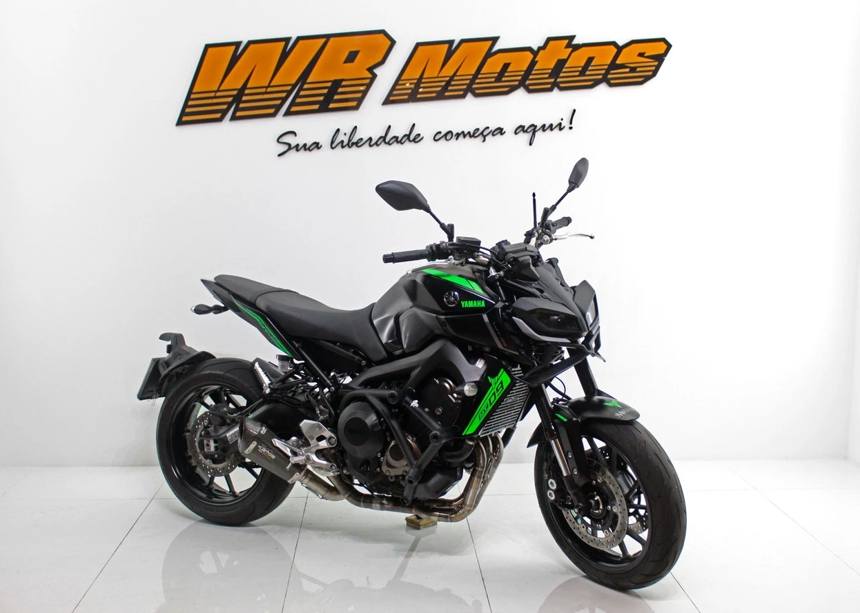 YAMAHA MT-09