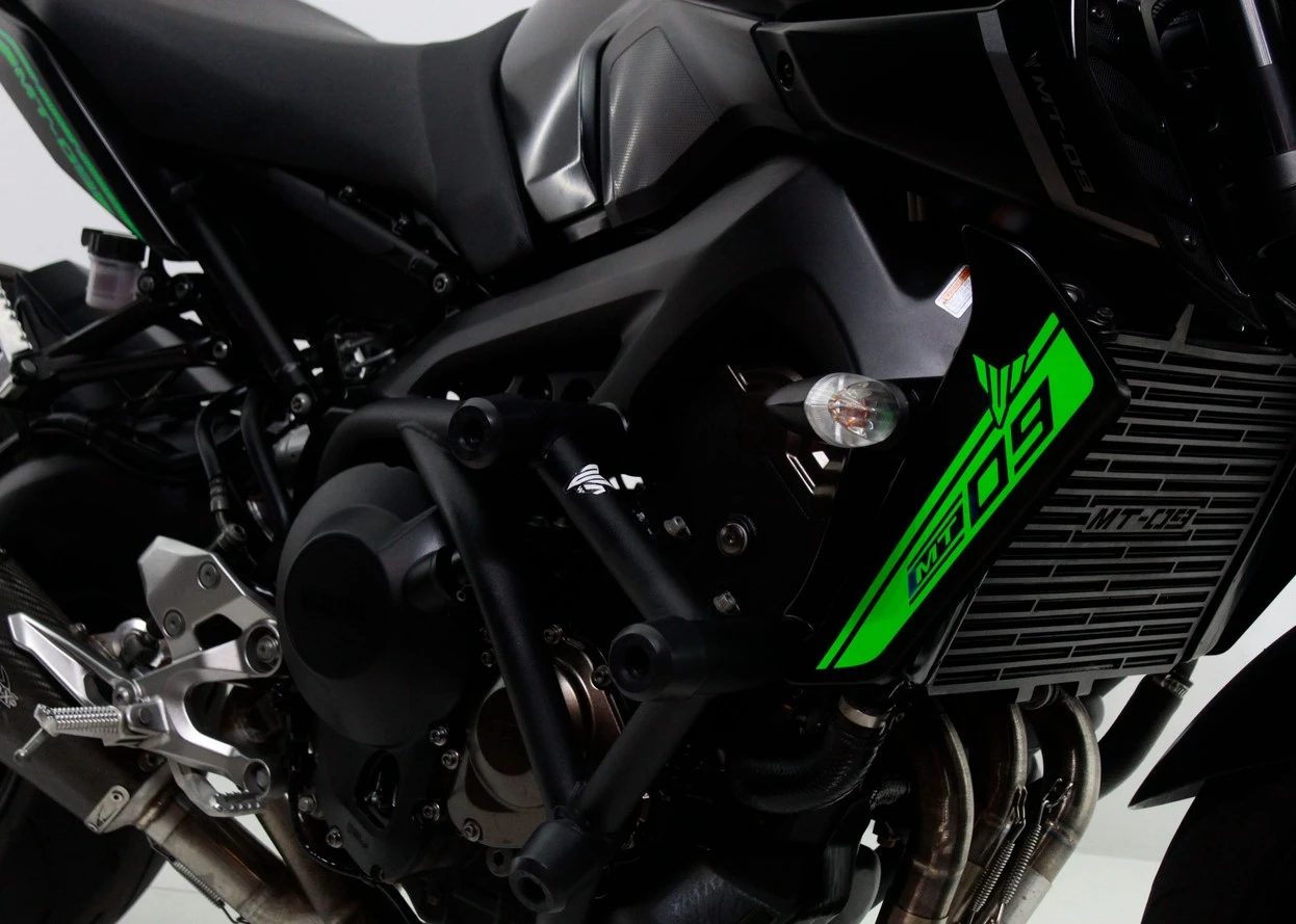 YAMAHA MT-09