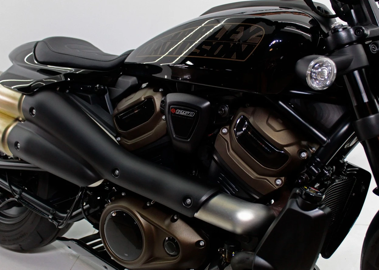 HARLEY-DAVIDSON SPORTSTER S