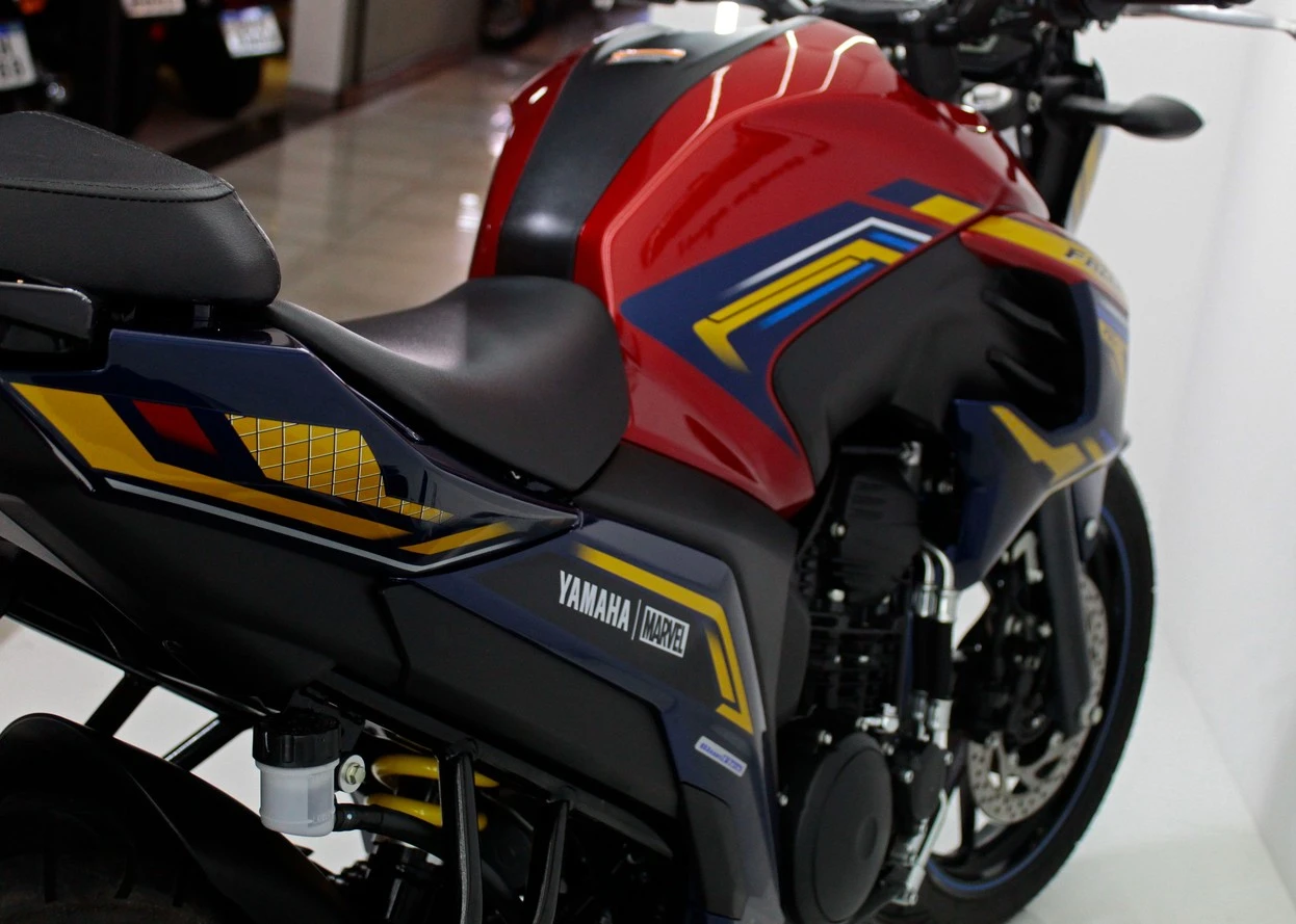YAMAHA FZ25 FAZER ABS