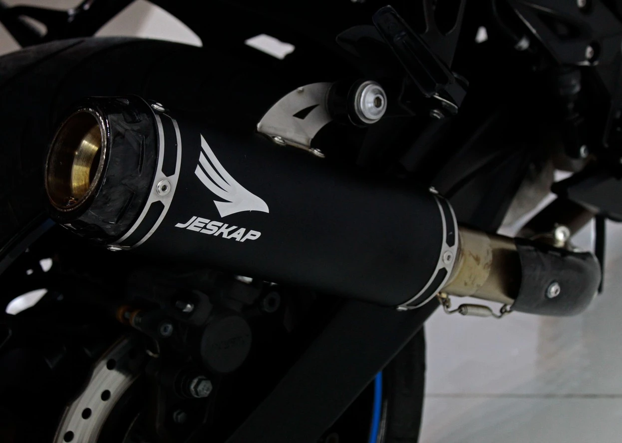 SUZUKI GSX S 750AZ