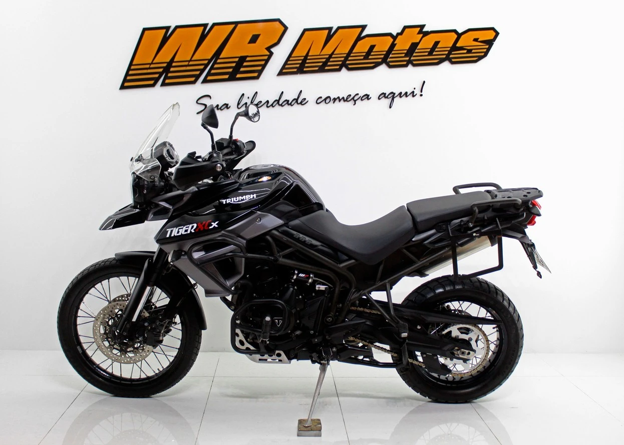 TRIUMPH TIGER 800 XCX