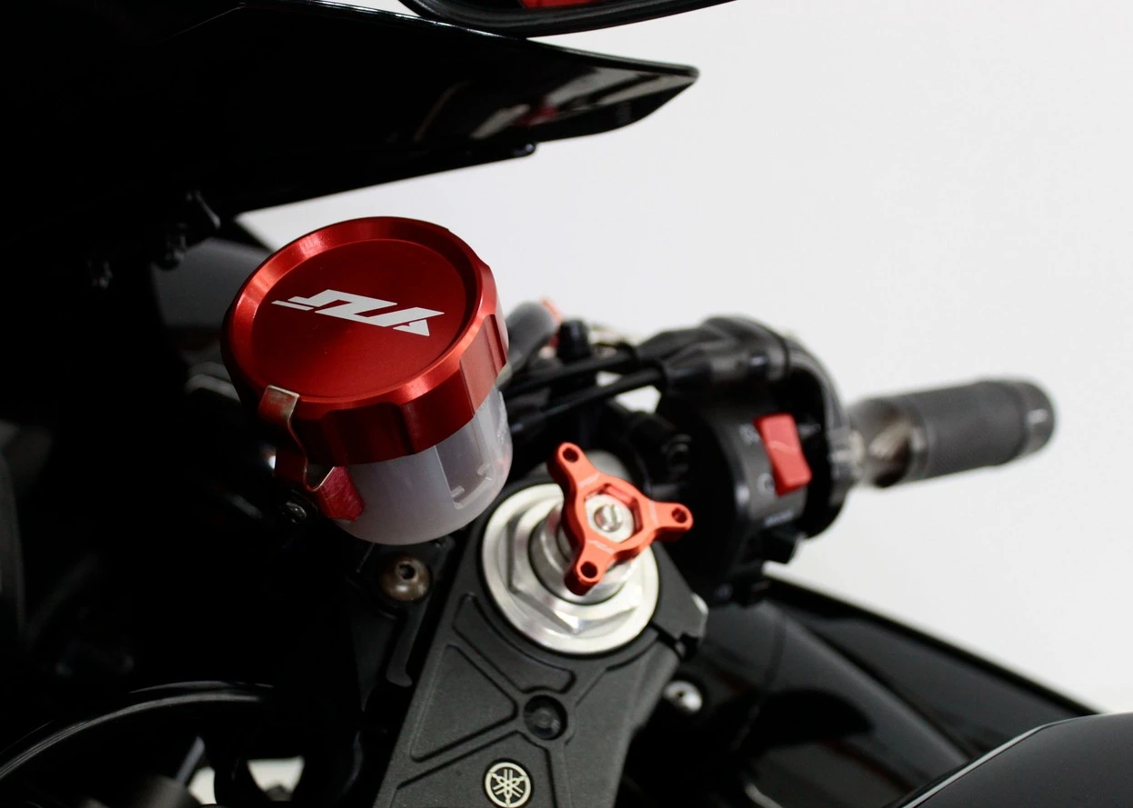 YAMAHA YZF R1