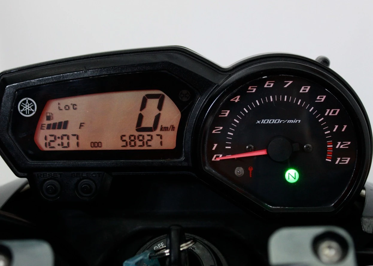 YAMAHA XJ6 N