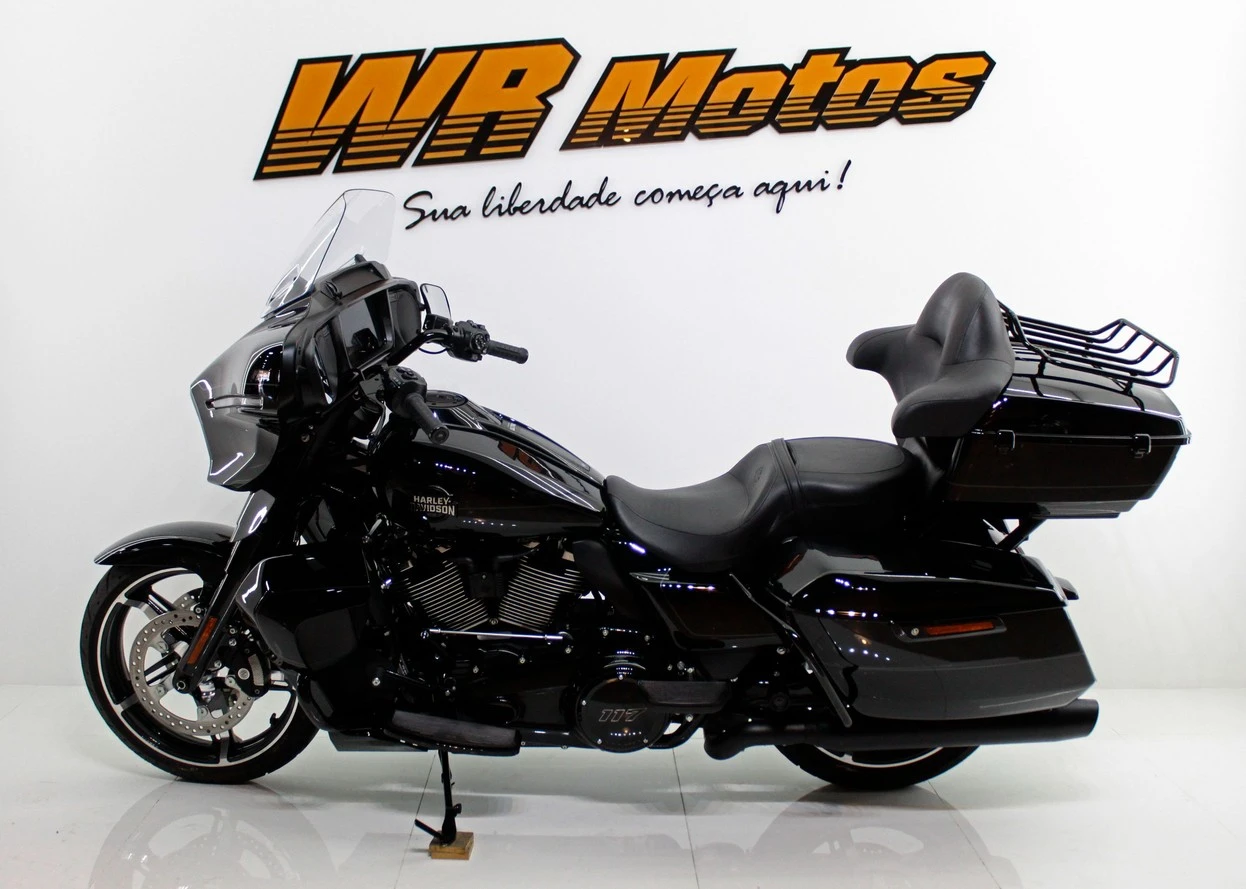 HARLEY-DAVIDSON STREET GLIDE ULTRA