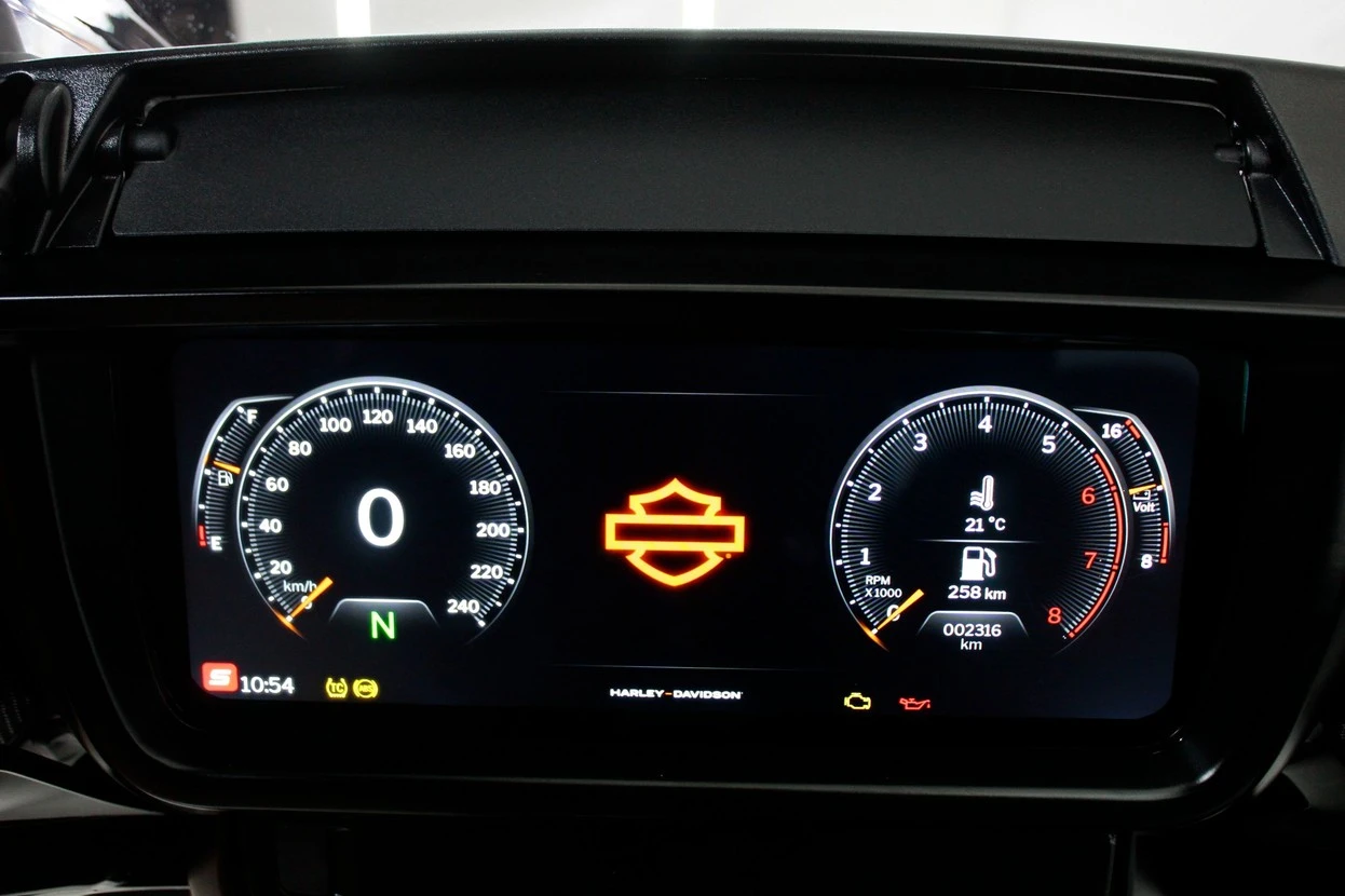 HARLEY-DAVIDSON STREET GLIDE ULTRA