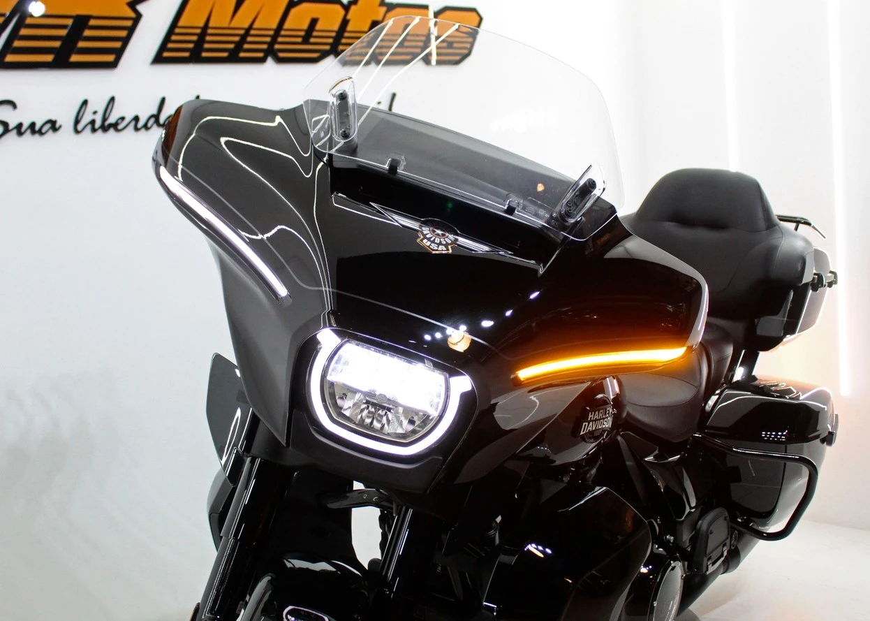 HARLEY-DAVIDSON STREET GLIDE ULTRA