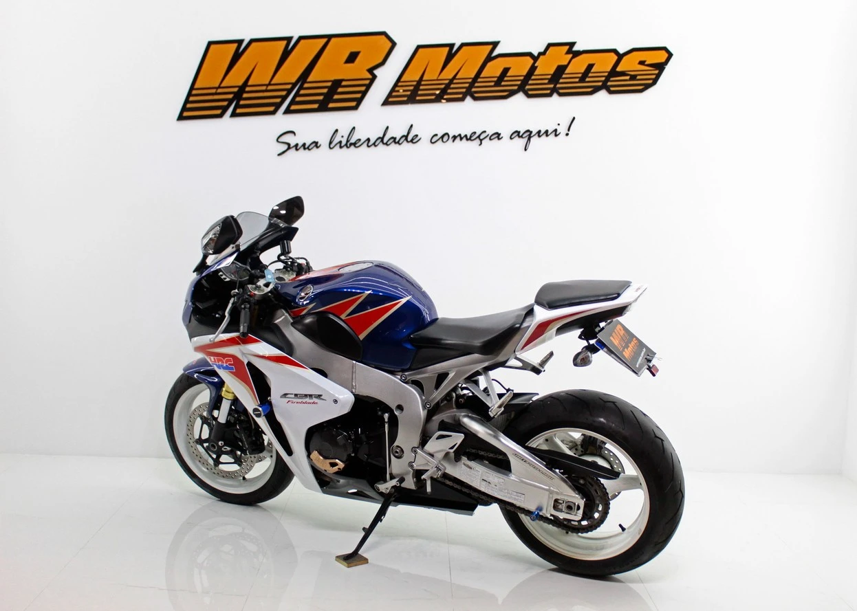 HONDA CBR 1000RR FIREBLADE