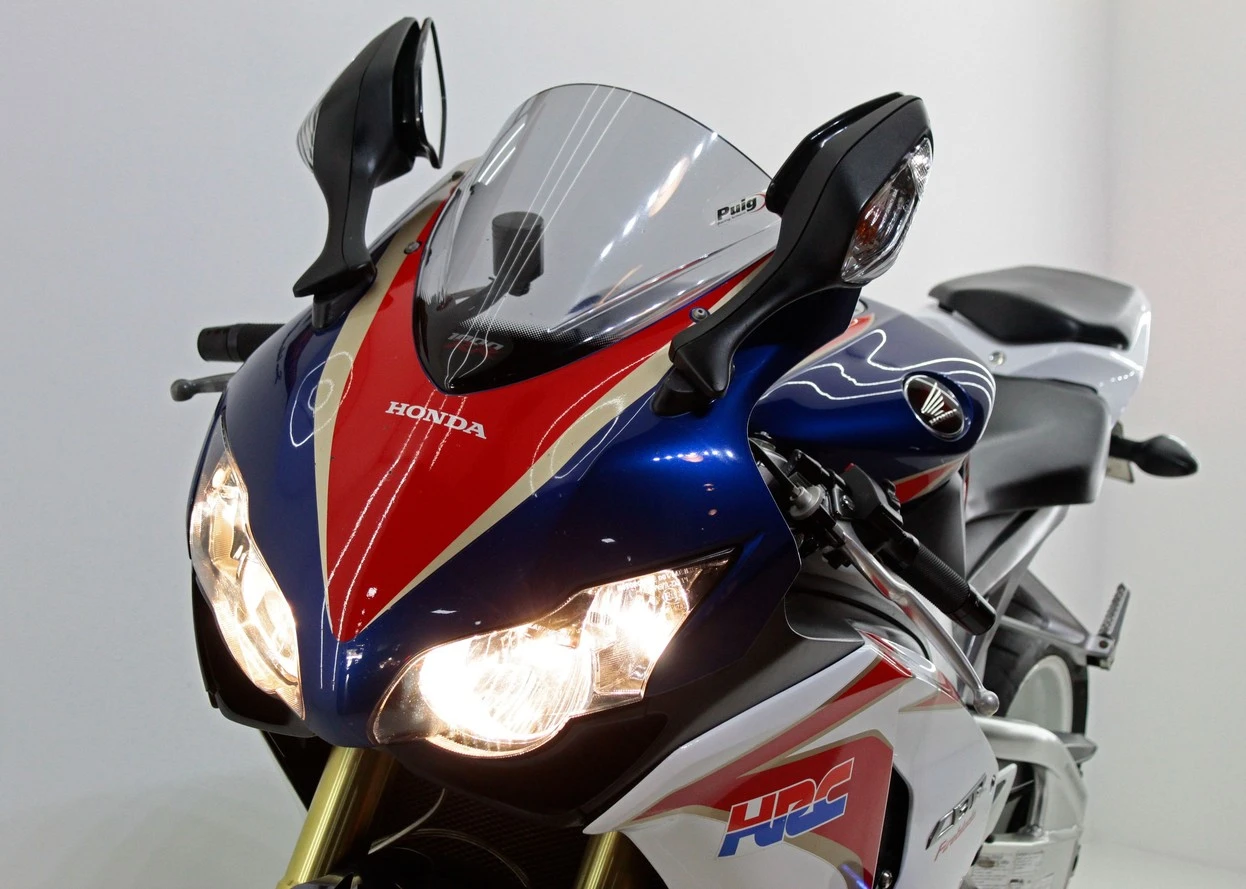 HONDA CBR 1000RR FIREBLADE