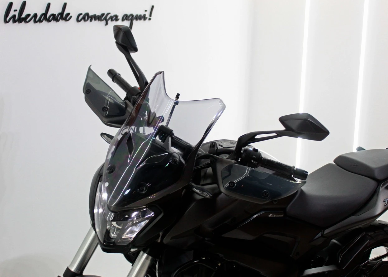 BAJAJ DOMINAR 400
