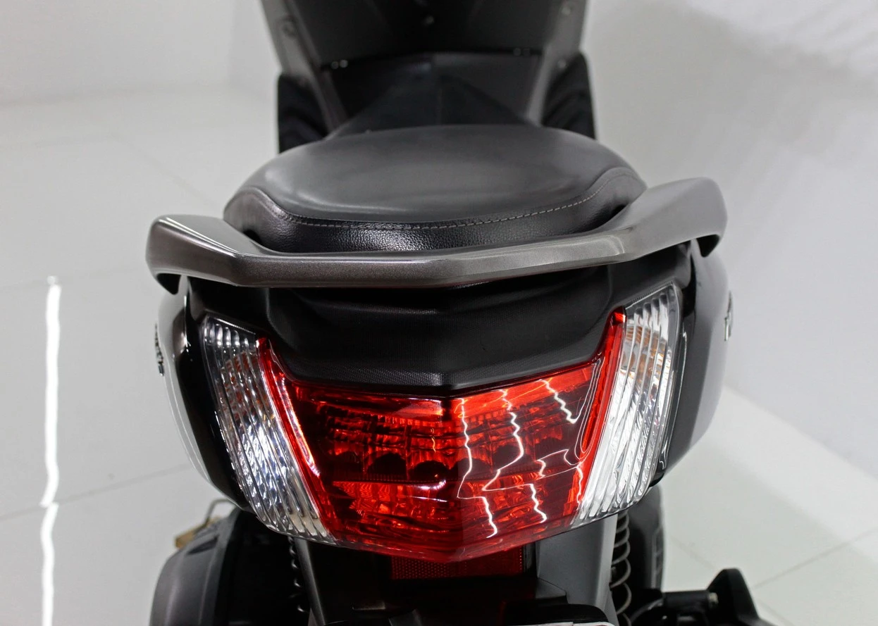 YAMAHA NMAX 160 ABS