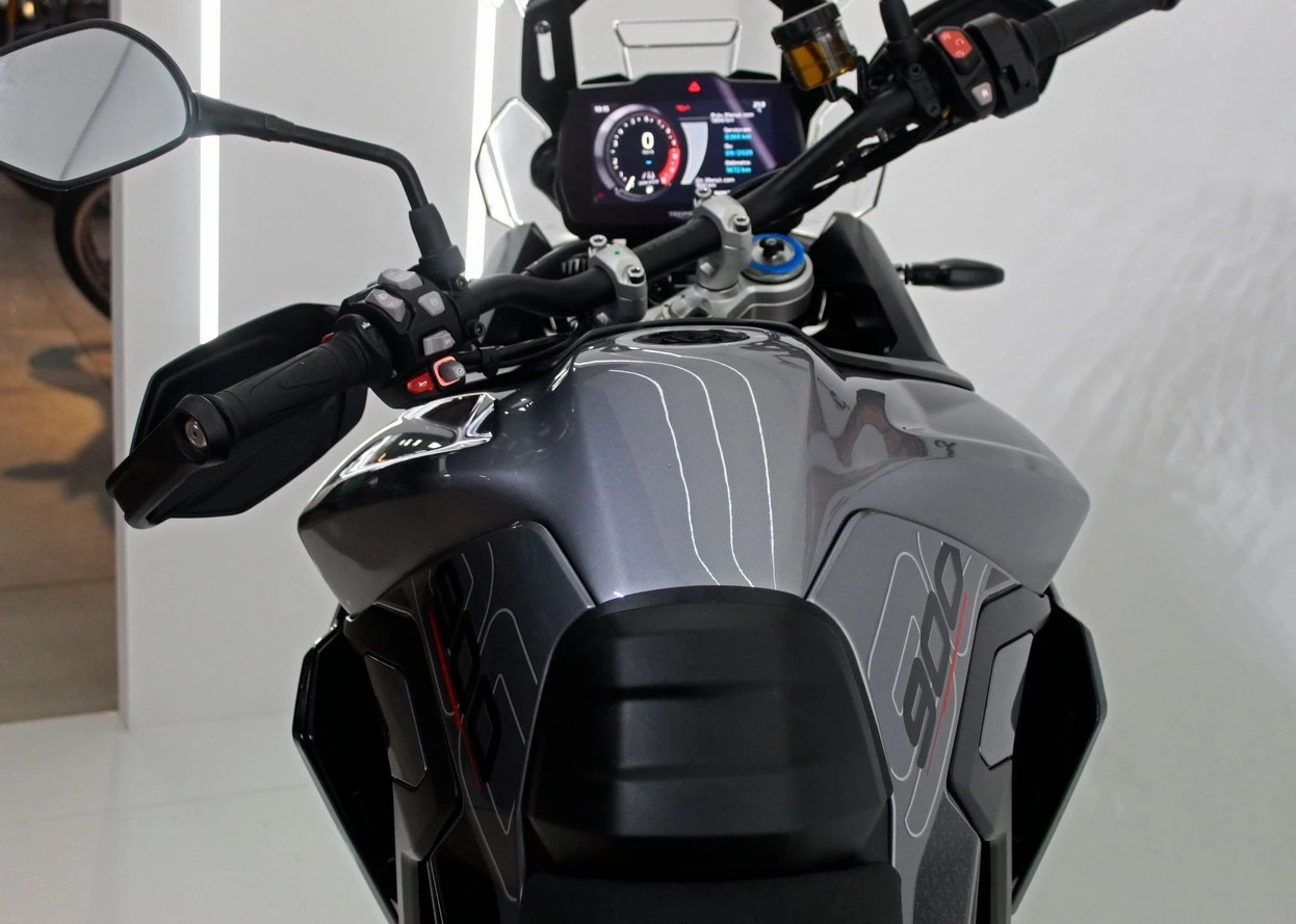 TRIUMPH TIGER 900 GT PRO