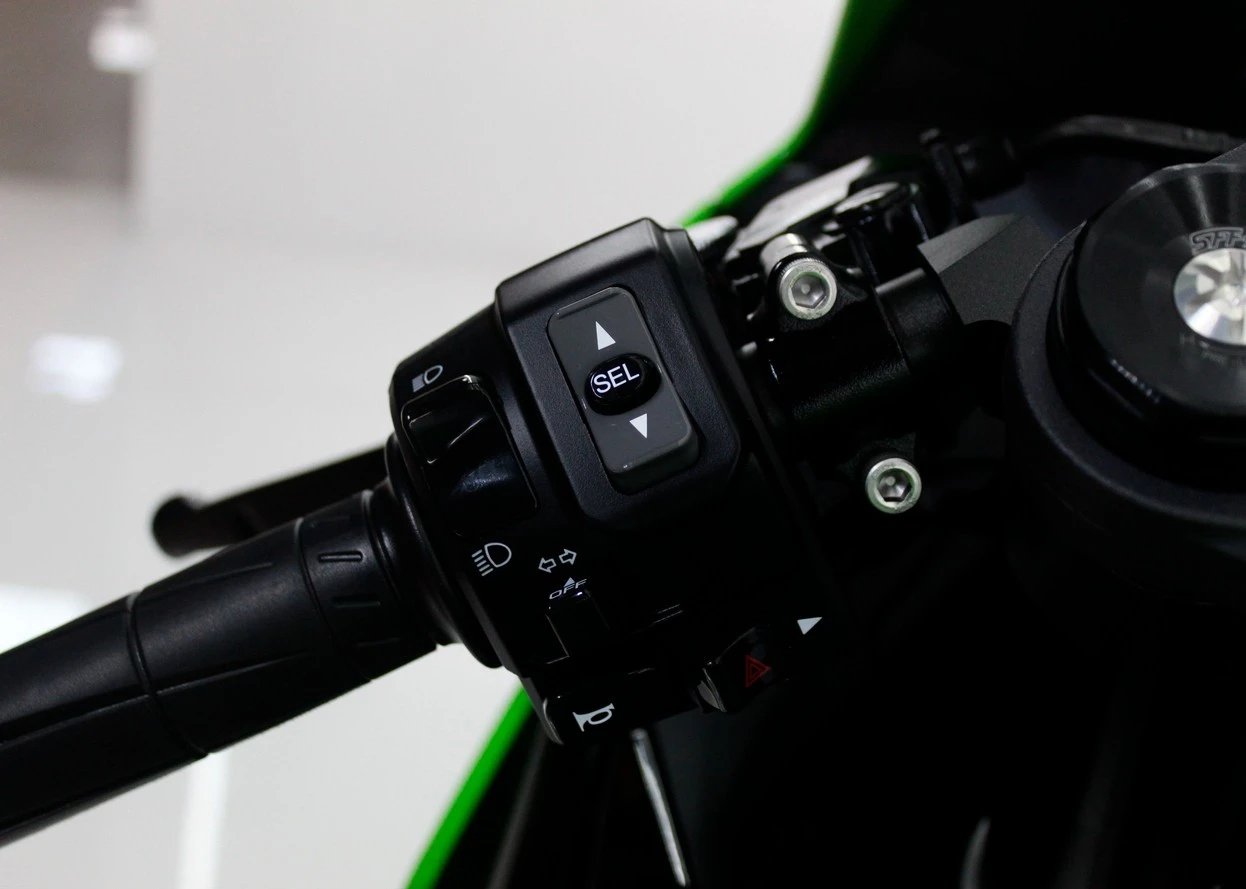 KAWASAKI NINJA ZX-6R 636 CC