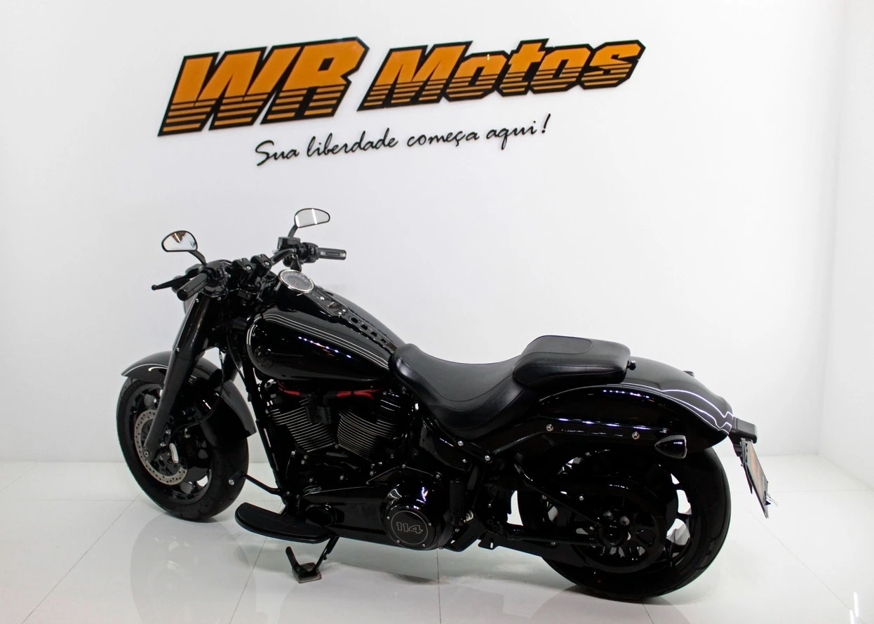 HARLEY-DAVIDSON SOFTAIL FAT BOY 114
