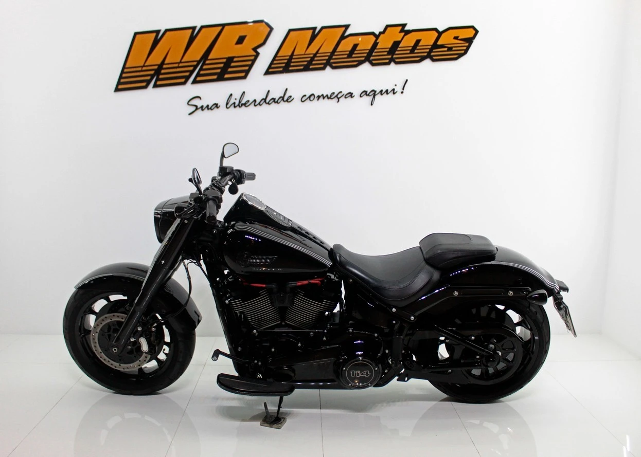 HARLEY-DAVIDSON SOFTAIL FAT BOY 114