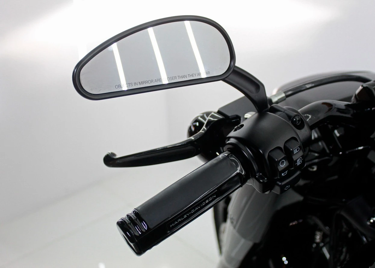 HARLEY-DAVIDSON SOFTAIL FAT BOY 114