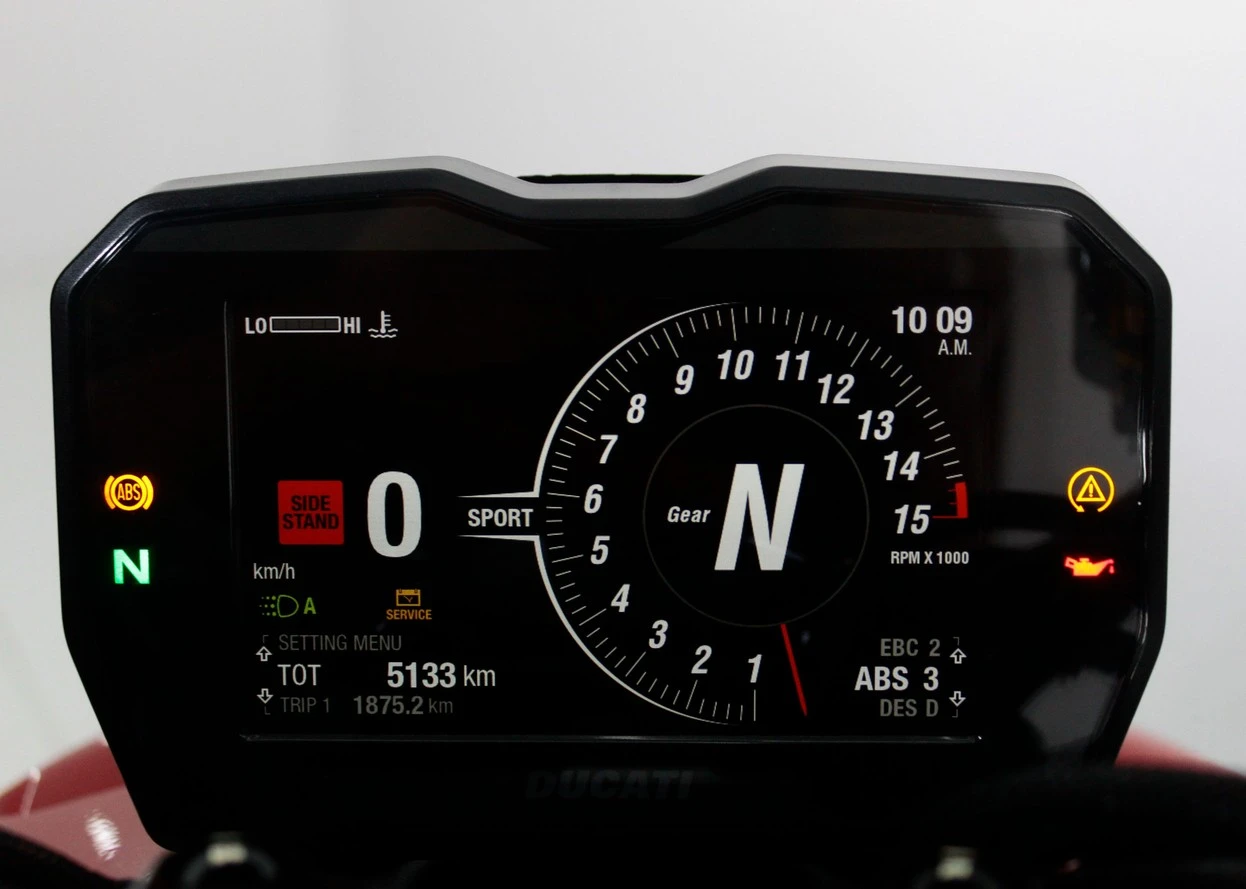 DUCATI STREETFIGHTER V4 S