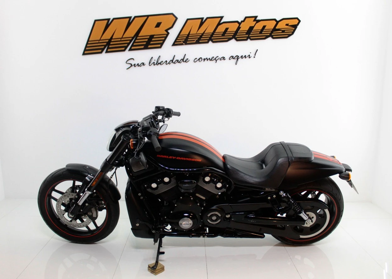 HARLEY-DAVIDSON NIGHT ROD SPECIAL