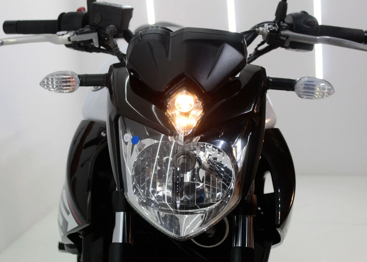 YAMAHA XJ6 N SP