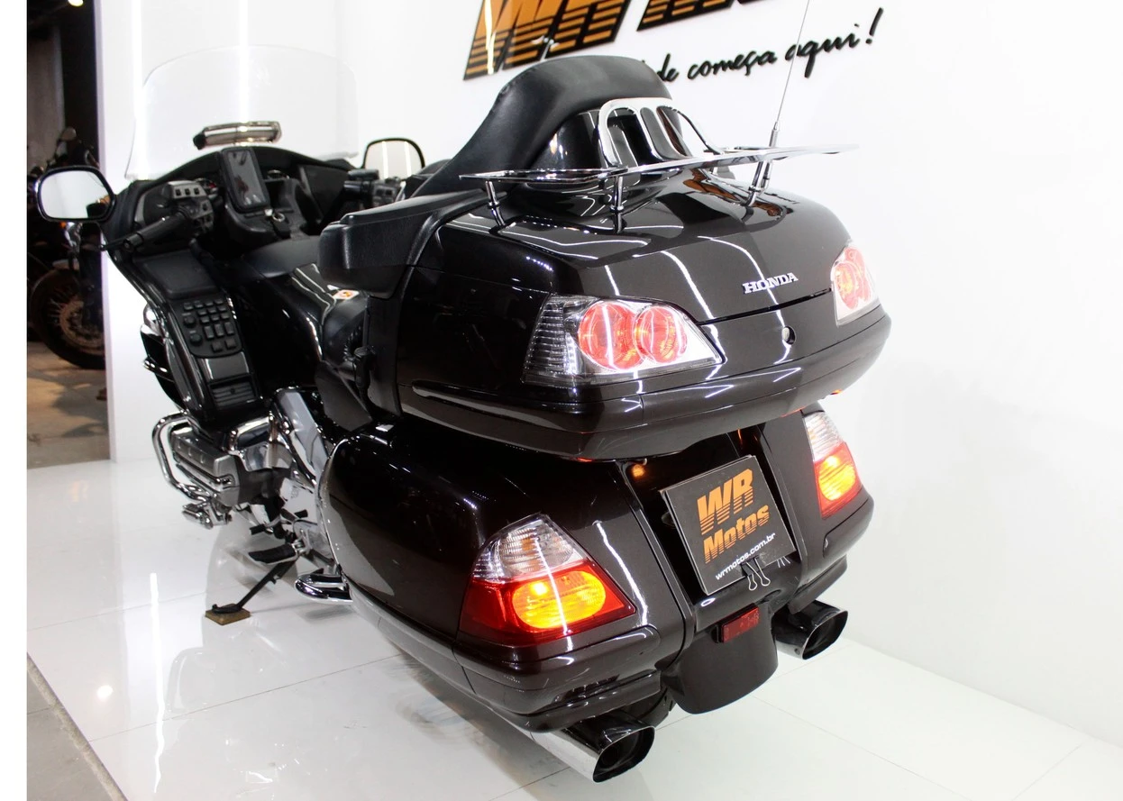 HONDA GL 1800 GOLD WING