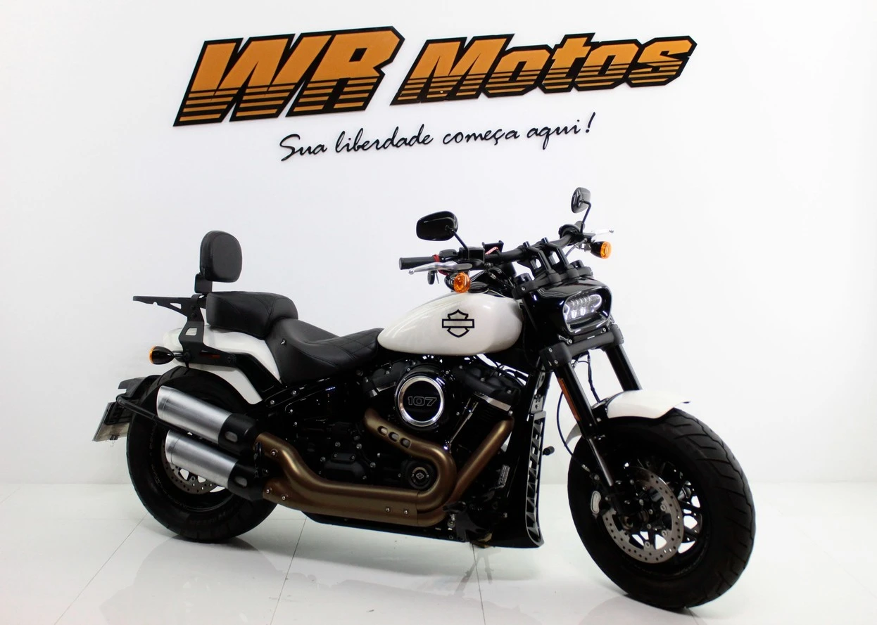 HARLEY-DAVIDSON SOFTAIL FAT BOB 107