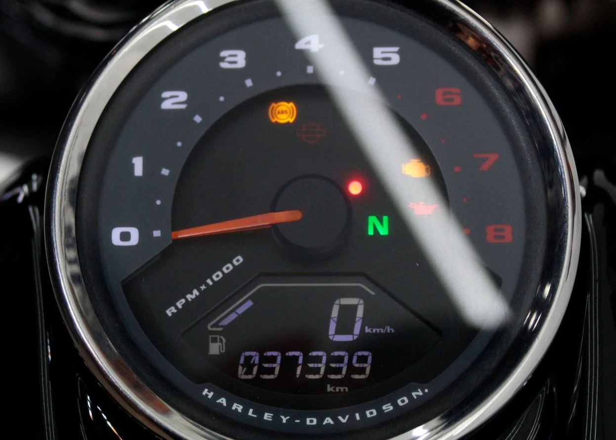 HARLEY-DAVIDSON SOFTAIL FAT BOB 107