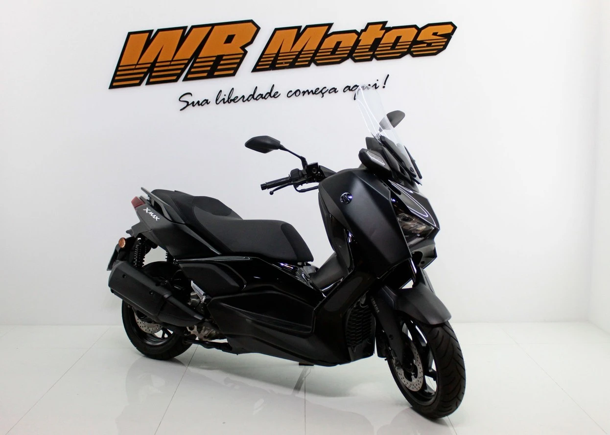 YAMAHA XMAX 250 CONNECTED ABS