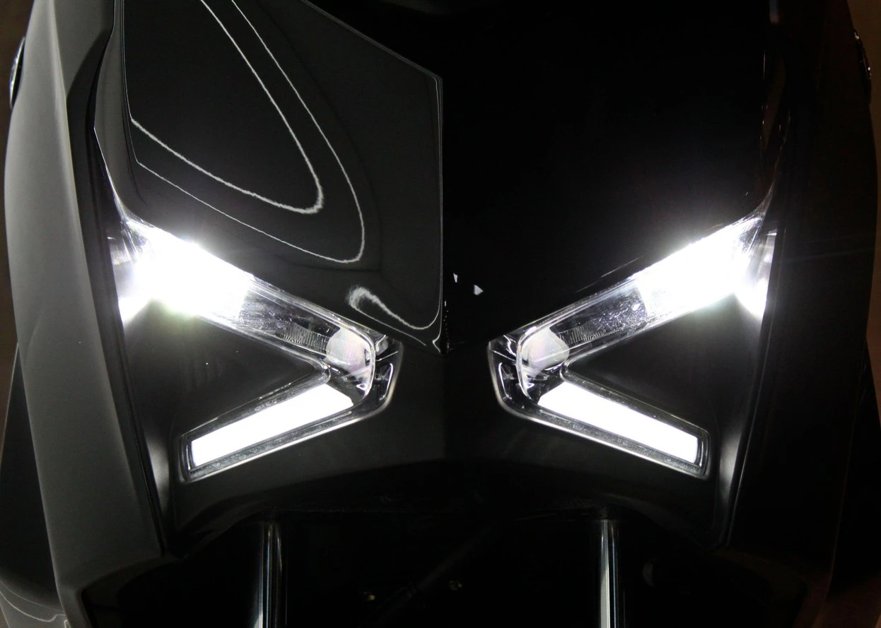 YAMAHA XMAX 250 CONNECTED ABS