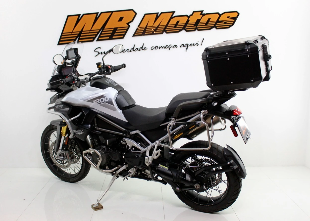 TRIUMPH TIGER 1200 RALLY PRO