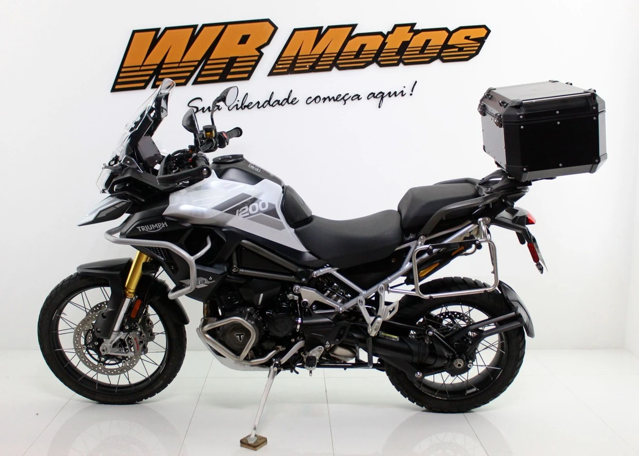 TRIUMPH TIGER 1200 RALLY PRO