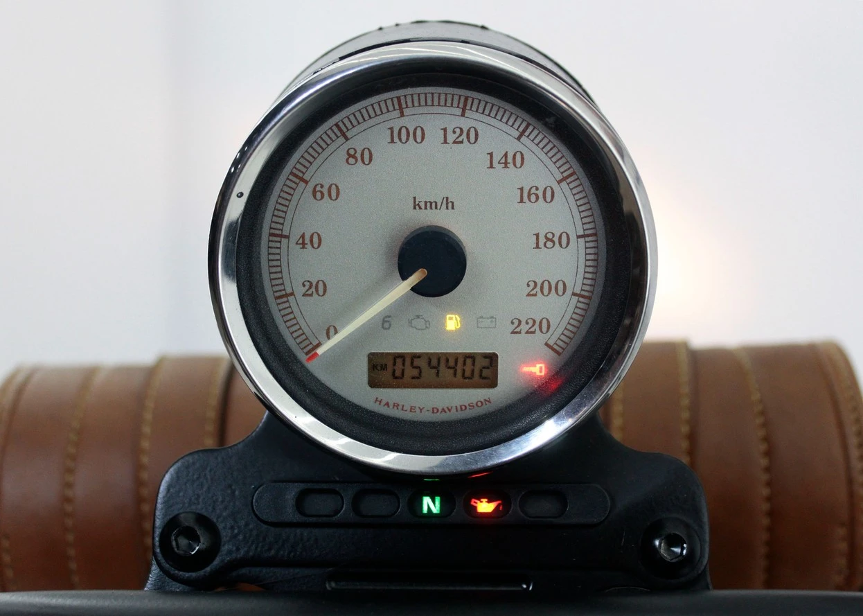 HARLEY-DAVIDSON DYNA SUPER GLIDE CUSTOM