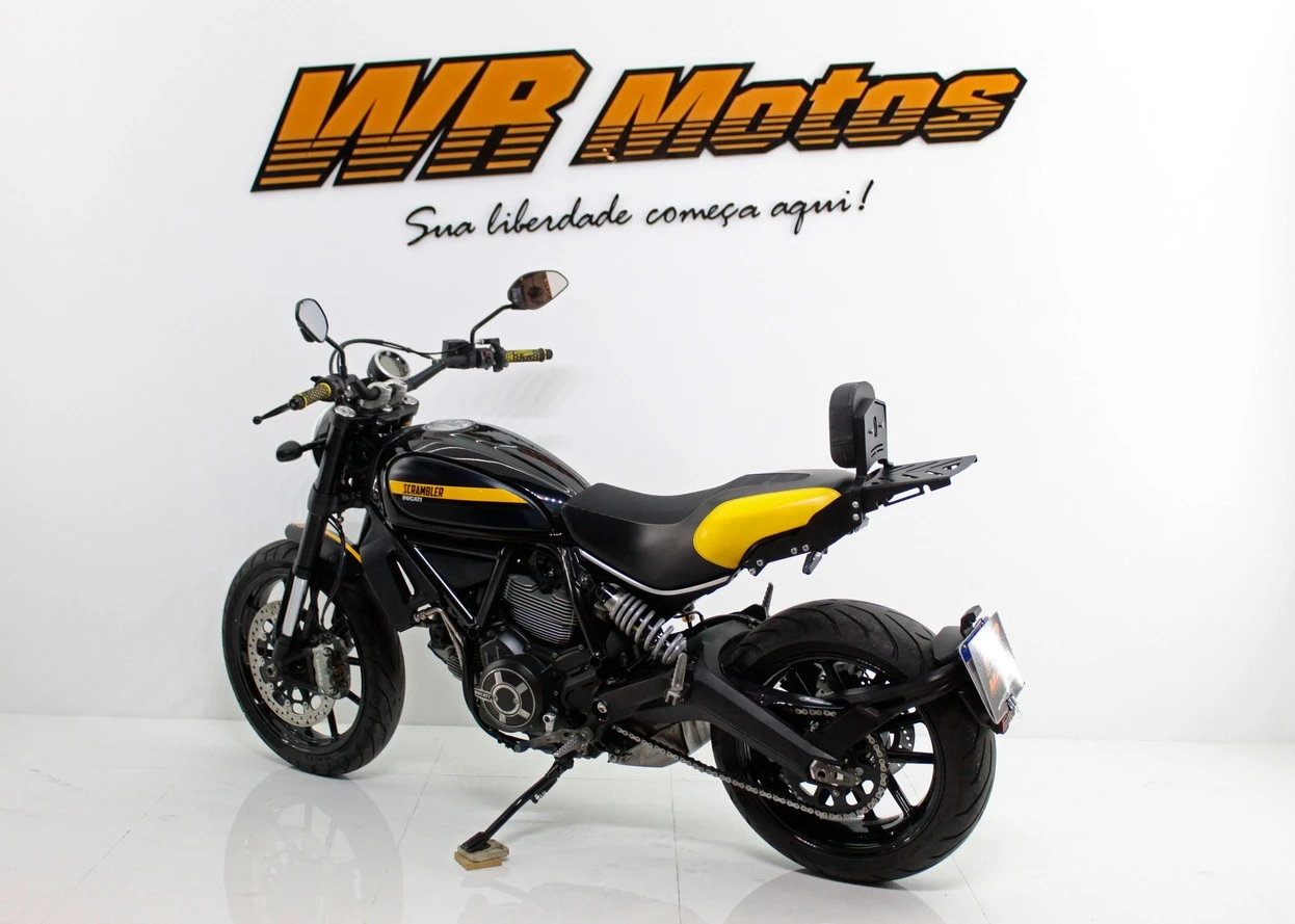 DUCATI SCRAMBLER FULL THROTTLE