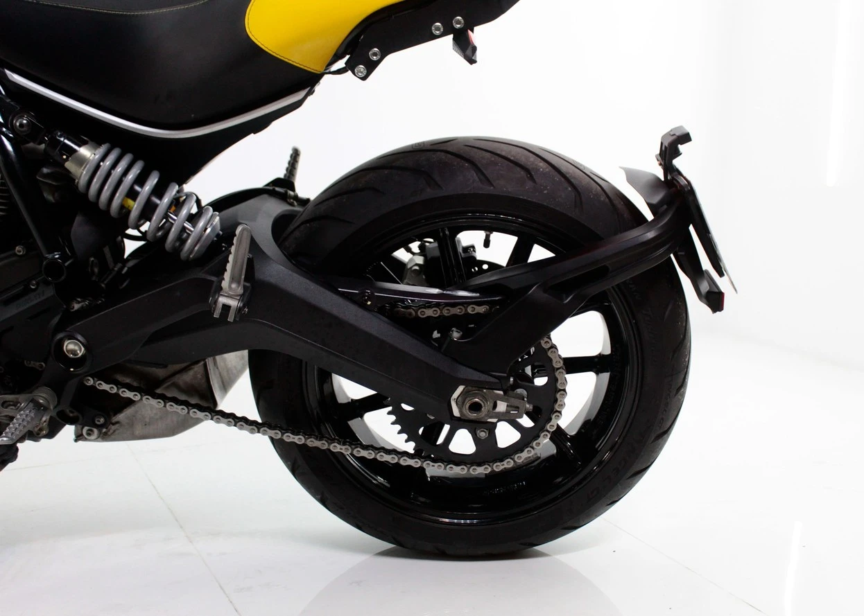 DUCATI SCRAMBLER FULL THROTTLE