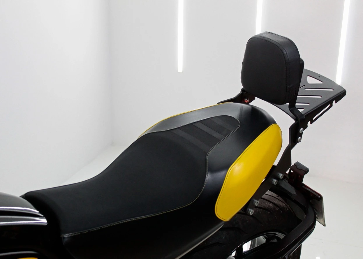 DUCATI SCRAMBLER FULL THROTTLE